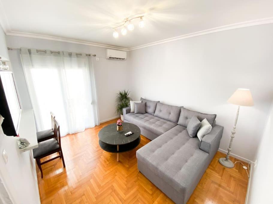 6Th Floor Apartment In Victoria Square Atena Exterior foto